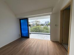 Sembawang Hills Estate (D20), Terrace #581227641
